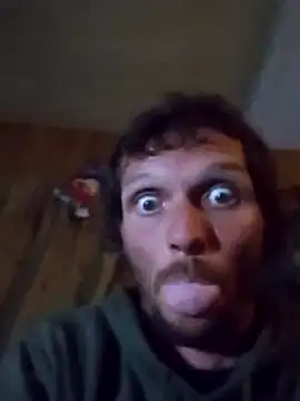 Snapshot of luke_thighwalker2469 chatting on 01/02/25, 02:11 luke thighwalker2469 online show from 01/02/25, 02:11