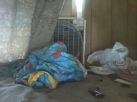 Snapshot of luke_thighwalker2469 chatting on 11/15/25, 07:21 luke thighwalker2469 online show from 11/15/25, 07:21