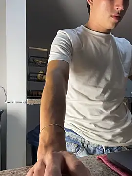 Snapshot of jackson_millers chatting on 04/17/26, 04:48 jackson millers online show from 04/17/26, 04:48