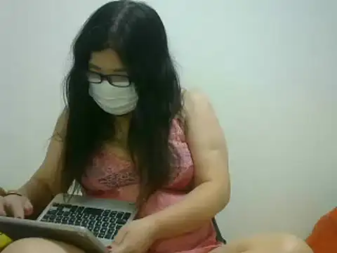 Snapshot of ryoko6681 chatting on 12/28/24, 01:49 ryoko6681 online show from 12/28/24, 01:49