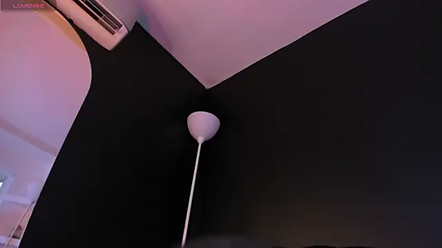 Snapshot of ALICEPOIXXXON chatting on 01/30/25, 02:15 ALICEPOIXXXON online show from 01/30/25, 02:15