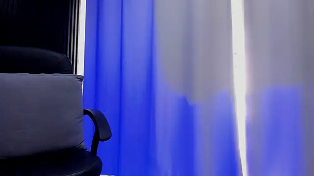 BambiiQueen online show from 12/27/24, 07:14