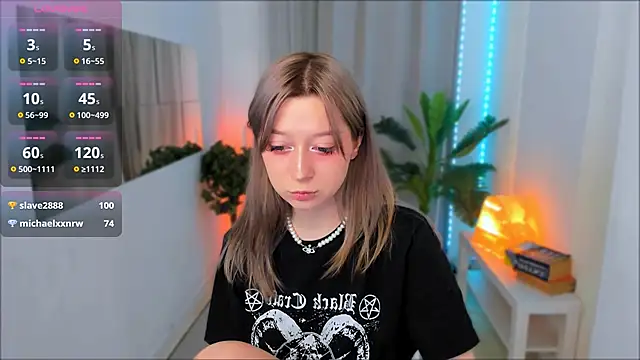 SaintGirl online show from 02/22/25, 11:35