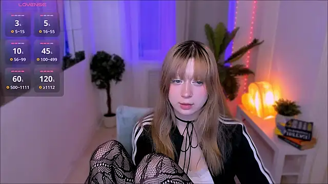 SaintGirl online show from 03/21/25, 06:40