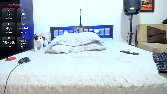 antony bigdick  online show from 10/12/25, 03:05