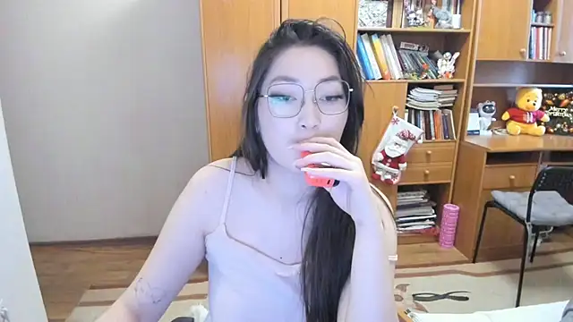 Snapshot of nliki4506 chatting on 12/21/24, 03:14 nliki4506 online show from 12/21/24, 03:14