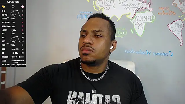 Snapshot of JhonBlacke chatting on 01/11/25, 08:21 JhonBlacke online show from 01/11/25, 08:21