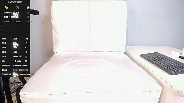 Snapshot of JhonBlacke chatting on 02/12/25, 11:20 JhonBlacke online show from 02/12/25, 11:20