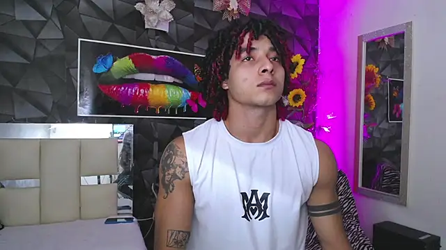 Snapshot of Demitryo chatting on 01/13/25, 05:12 Demitryo online show from 01/13/25, 05:12