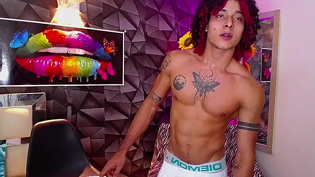 Snapshot of Demitryo chatting on 01/15/25, 05:50 Demitryo online show from 01/15/25, 05:50