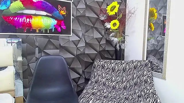 Snapshot of Demitryo chatting on 01/17/25, 04:28 Demitryo online show from 01/17/25, 04:28