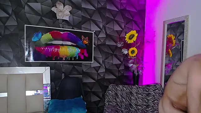 Snapshot of Demitryo chatting on 01/29/25, 10:16 Demitryo online show from 01/29/25, 10:16