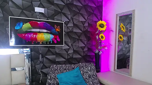 Snapshot of Demitryo chatting on 02/04/25, 10:21 Demitryo online show from 02/04/25, 10:21