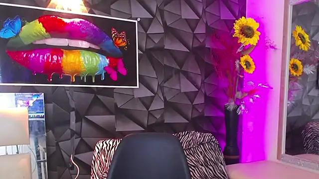 Snapshot of Demitryo chatting on 02/05/25, 03:55 Demitryo online show from 02/05/25, 03:55