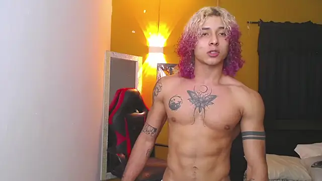 Snapshot of Demitryo chatting on 02/07/25, 06:14 Demitryo online show from 02/07/25, 06:14