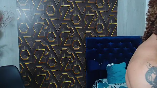 Snapshot of Demitryo chatting on 03/22/25, 06:33 Demitryo online show from 03/22/25, 06:33