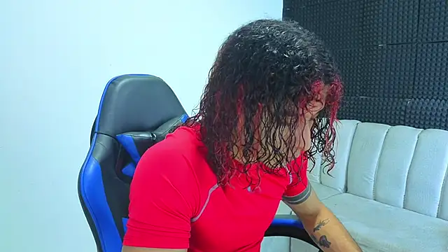 Snapshot of Demitryo chatting on 09/16/25, 03:18 Demitryo online show from 09/16/25, 03:18