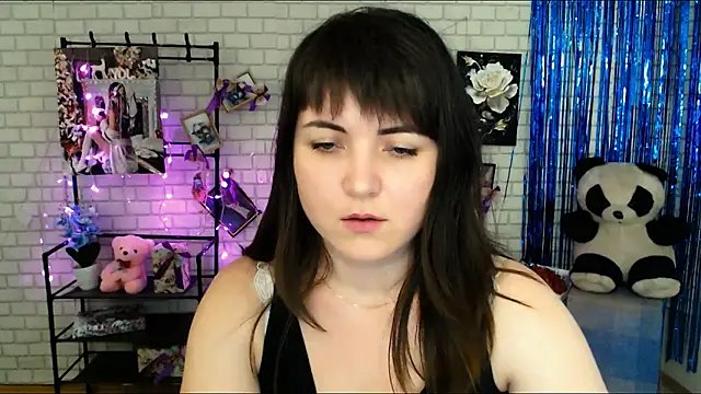 Darina M  online show from 02/06/25, 12:48