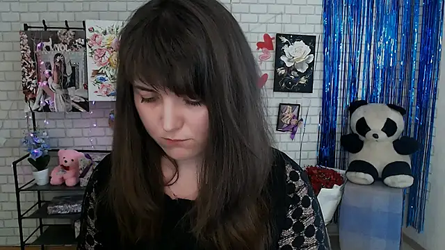 Darina M  online show from 02/28/25, 11:47