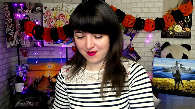 Darina M  online show from 10/30/25, 05:31