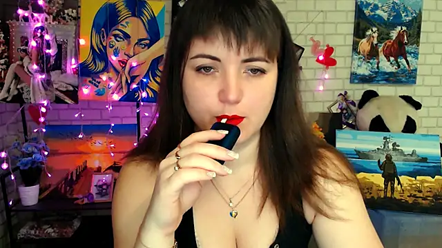 Darina M  online show from 02/10/26, 05:22