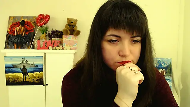 Darina M  online show from 02/24/26, 07:06