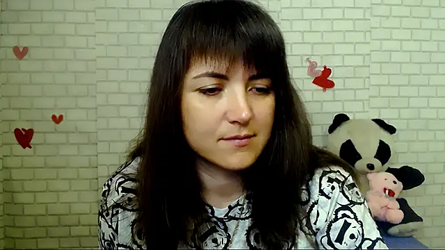 Darina M  online show from 05/07/26, 04:29