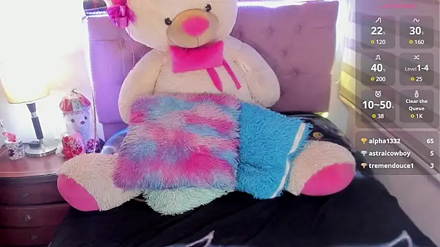  EmiRhodes online show from 02/19/25, 02:01