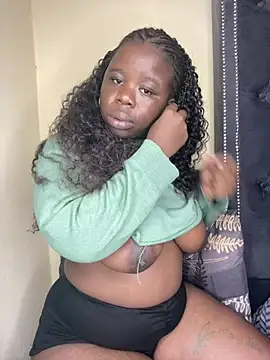 DarkBerry87 online show from 04/14/26, 08:37