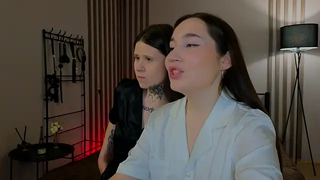 Snapshot of domDani_subMay chatting on 03/21/25, 12:39 domDani subMay online show from 03/21/25, 12:39