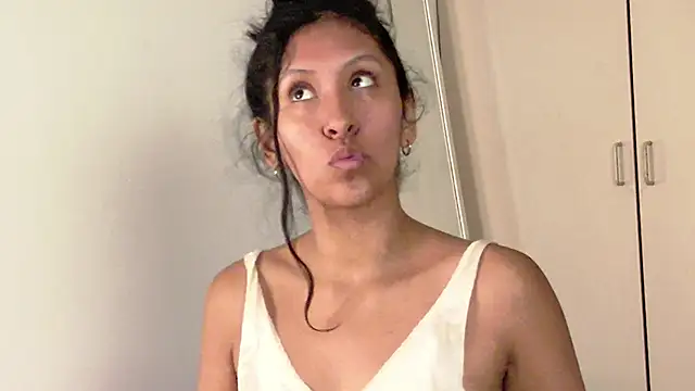 Snapshot of melody2429 chatting on 01/31/25, 01:45 melody2429 online show from 01/31/25, 01:45