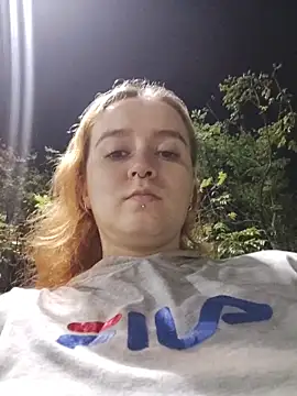 Snapshot of Nanna_and_Balder chatting on 04/04/26, 02:43 Nanna and Balder online show from 04/04/26, 02:43