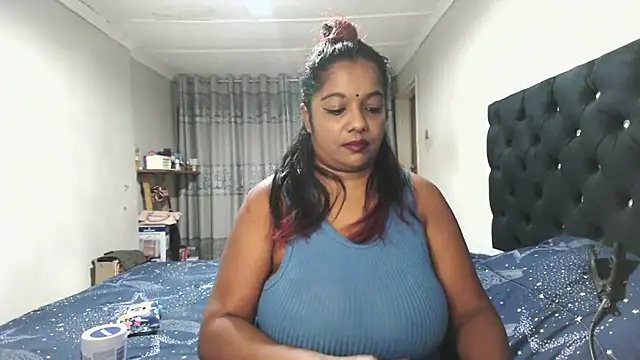 Indianmayaxoxo online show from 10/16/25, 05:36