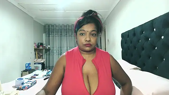 Indianmayaxoxo online show from 10/21/25, 05:46