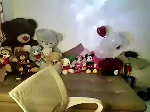 Snapshot of mandy_berrys chatting on 02/16/25, 02:09 mandy berrys online show from 02/16/25, 02:09