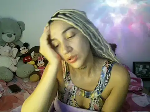 Snapshot of mandy_berrys chatting on 10/12/25, 06:12 mandy berrys online show from 10/12/25, 06:12