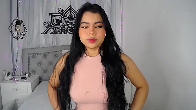 Snapshot of Ariana_ceballos chatting on 02/23/25, 12:27 Ariana ceballos online show from 02/23/25, 12:27