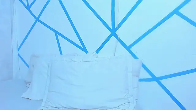 Snapshot of liam_scott77 chatting on 12/16/24, 02:05 liam scott77 online show from 12/16/24, 02:05