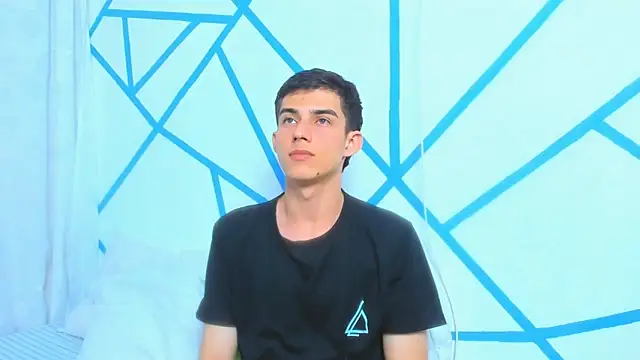 Snapshot of liam_scott77 chatting on 02/06/25, 09:06 liam scott77 online show from 02/06/25, 09:06