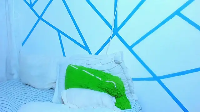 Snapshot of liam_scott77 chatting on 02/08/25, 05:08 liam scott77 online show from 02/08/25, 05:08