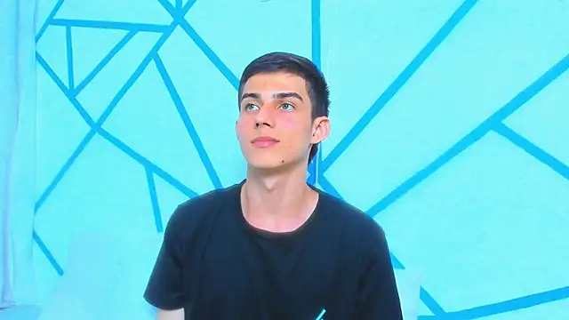 Snapshot of liam_scott77 chatting on 02/20/25, 07:08 liam scott77 online show from 02/20/25, 07:08