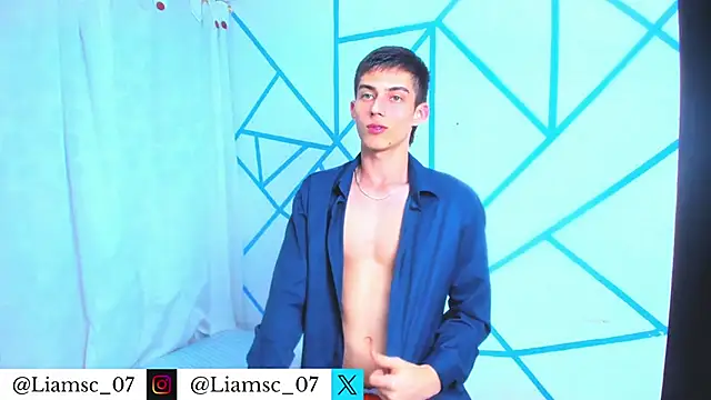 Snapshot of liam_scott77 chatting on 01/10/26, 11:42 liam scott77 online show from 01/10/26, 11:42