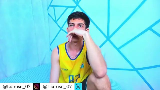 Snapshot of liam_scott77 chatting on 02/07/26, 10:57 liam scott77 online show from 02/07/26, 10:57