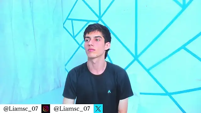 Snapshot of liam_scott77 chatting on 02/18/26, 10:28 liam scott77 online show from 02/18/26, 10:28