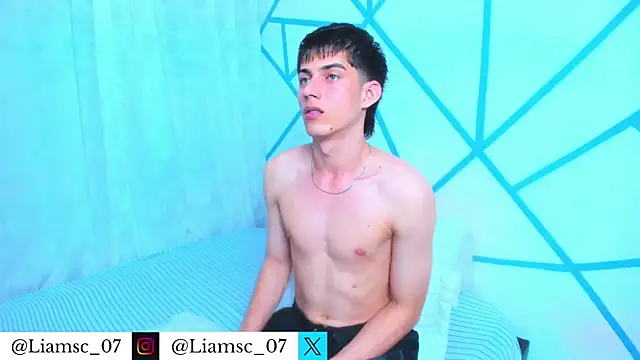 Snapshot of liam_scott77 chatting on 03/11/26, 12:49 liam scott77 online show from 03/11/26, 12:49