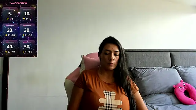 sara maisa online show from 01/07/25, 05:53