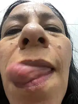 Freya Artemisa online show from 02/04/25, 08:17