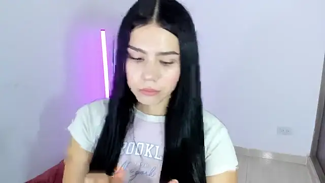 Natasha su  online show from 10/14/25, 10:10