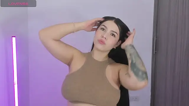 Snapshot of Natasha_su_ chatting on 03/07/26, 03:53 Natasha su online show from 03/07/26, 03:53