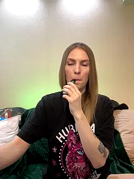 RachelBelI online show from 12/05/24, 11:18